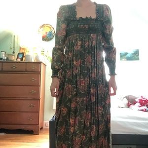 Beautiful vintage 70s peasant prairie dress